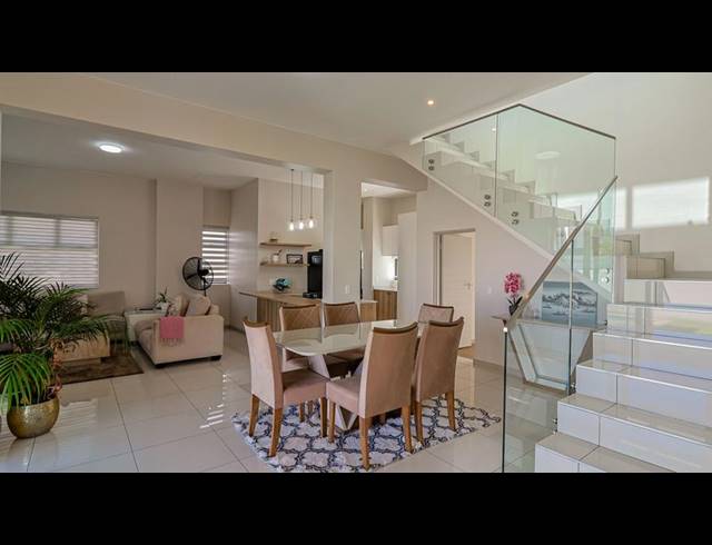 3 BEDROOM HOUSE FOR SALE IN LONEHILL